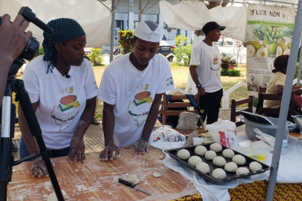 Festival de gastronomia santomense atrai visitantes e celebra a diversidade culinária das ilhas