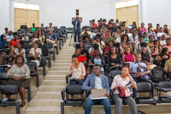 Universidade de São Tomé e Príncipe reforça internacionalização com parceria europeia e projecto LinAqua